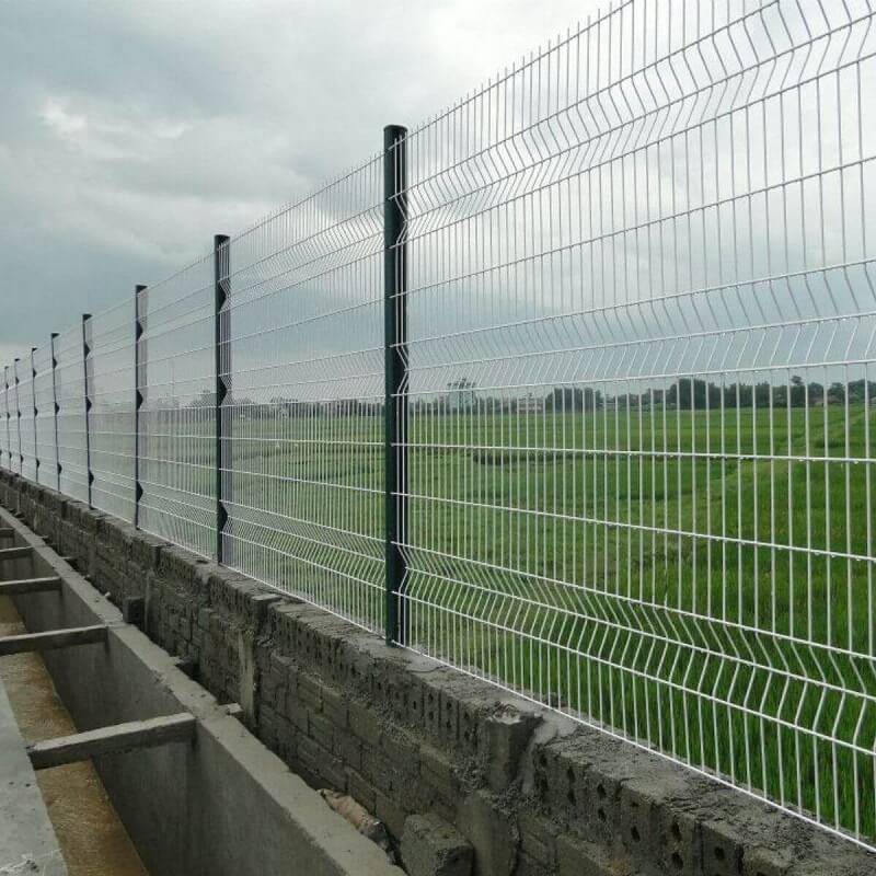 Lưới thép hàn được sử dụng nhiều trong làm hàng rào