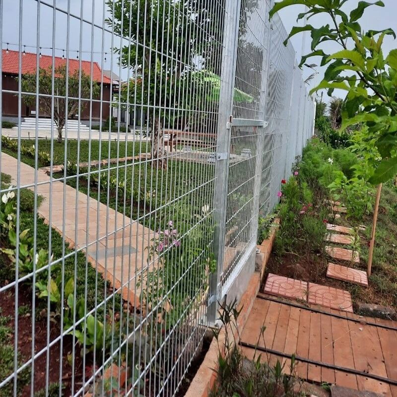 Hàng rào lưới thép
